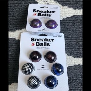 SNEAKER BALLS